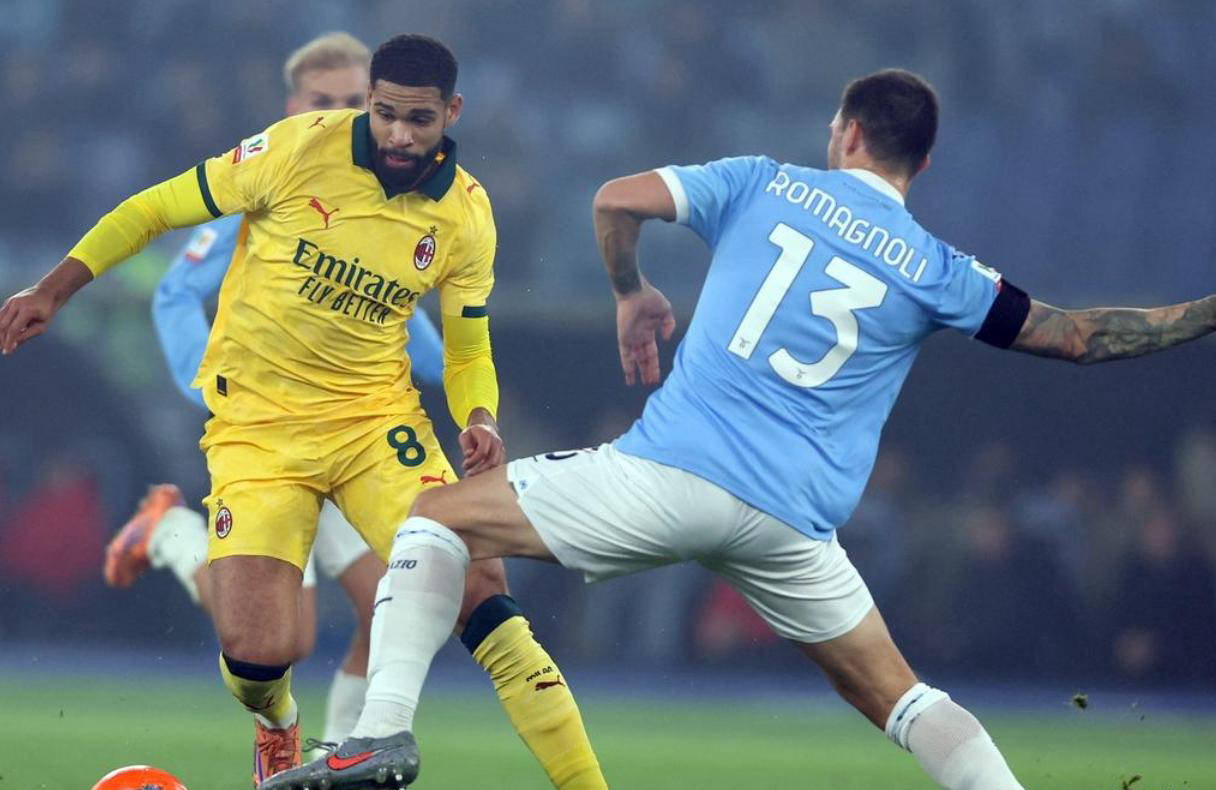 意大利杯惊天冷门:意甲领头羊AC米兰突遭淘汰,萨里神奇换人成致胜关键